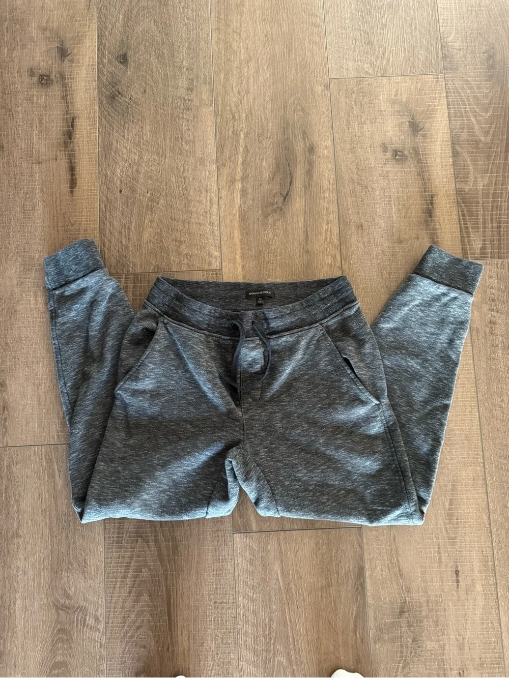 Men’s Banana Republic - Gray Cozy Jogger Pants (M)